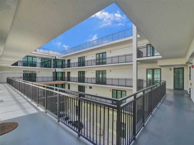 4100 SW 64th Avenue 308, Davie, FL 33314