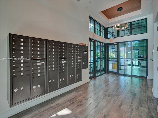 4100 SW 64th Avenue 308, Davie, FL 33314