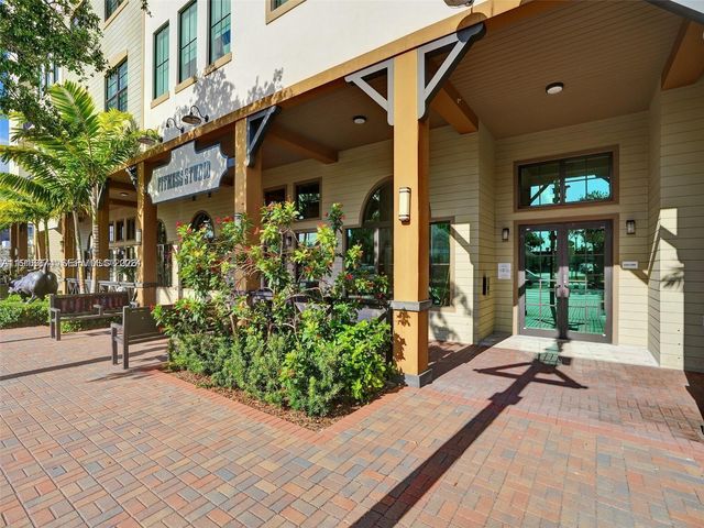 4100 SW 64th Avenue 308, Davie, FL 33314