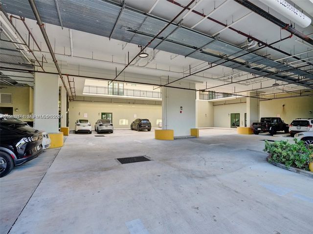 4100 SW 64th Avenue 308, Davie, FL 33314