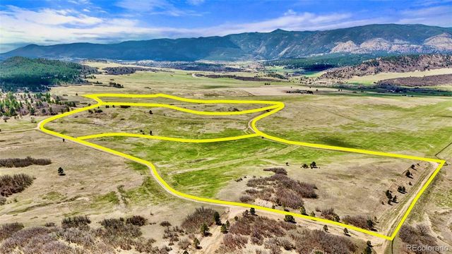 3 S Perry Park Road, Larkspur, CO 80118