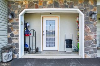 325 PELHAM CT, Carlisle, PA 17013