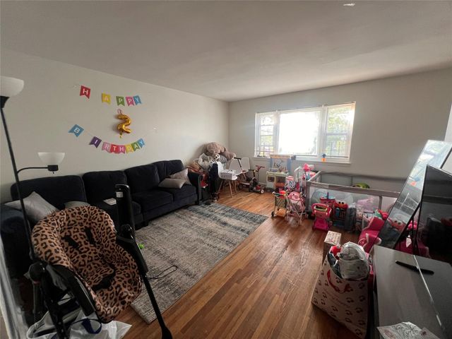 2834 Harding Avenue, Bronx, NY 10465