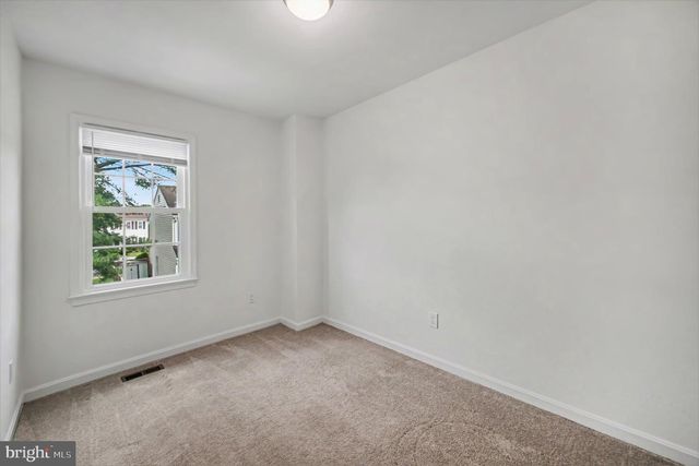 7981 NORTHUMBERLAND RD, Springfield, VA 22153