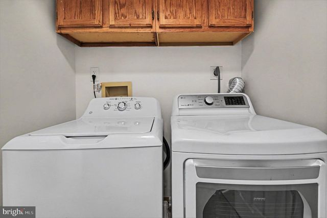 7981 NORTHUMBERLAND RD, Springfield, VA 22153