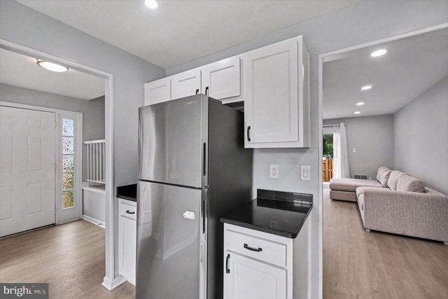 7981 NORTHUMBERLAND RD, Springfield, VA 22153