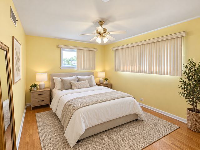 4253 W Devon Avenue, Chicago, IL 60646