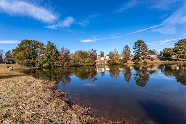 7988 Westlake Drive, Midland, GA 31820