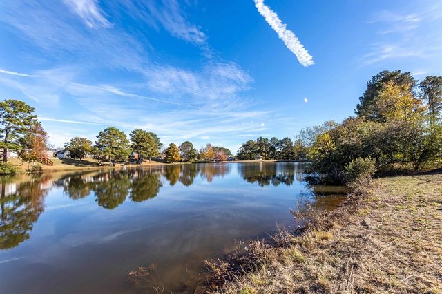 7988 Westlake Drive, Midland, GA 31820