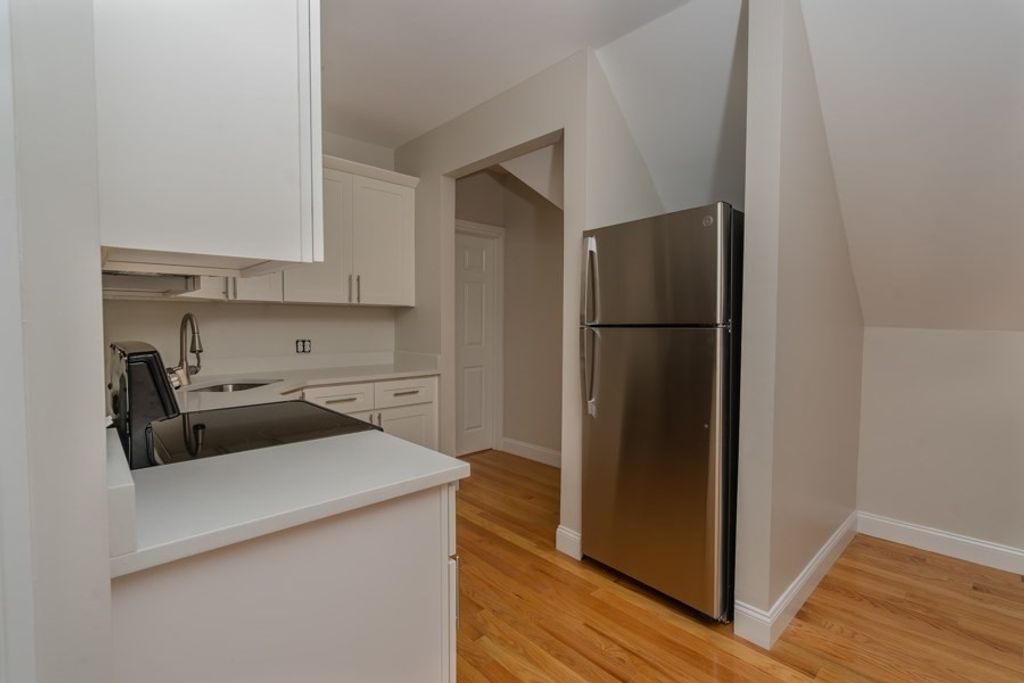 11 Park St 3, Haverhill, MA 01830