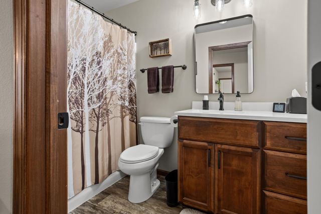 1308 31st Avenue W, West Fargo, ND 58078