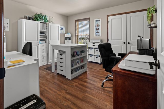 1308 31st Avenue W, West Fargo, ND 58078