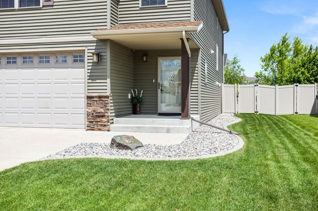 1308 31st Avenue W, West Fargo, ND 58078