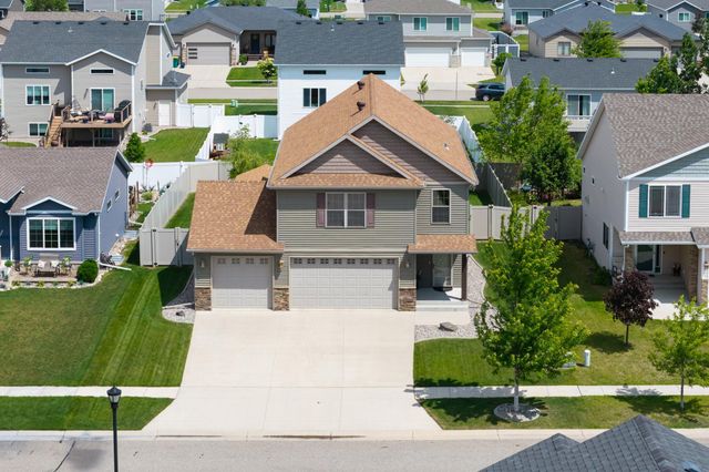 1308 31st Avenue W, West Fargo, ND 58078
