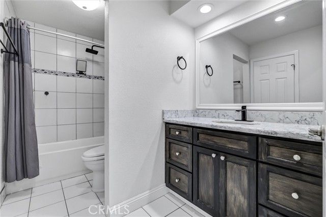 22271 Caminito Arroyo Seco 48, Laguna Hills, CA 92653