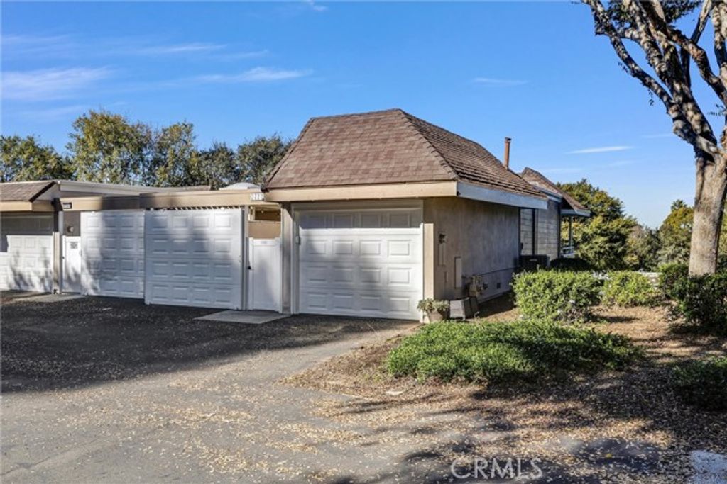 22271 Caminito Arroyo Seco 48, Laguna Hills, CA 92653