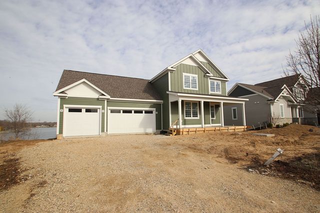40609 N North Newport Drive, Antioch, IL 60002