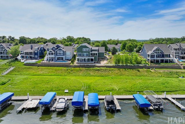 40609 N North Newport Drive, Antioch, IL 60002