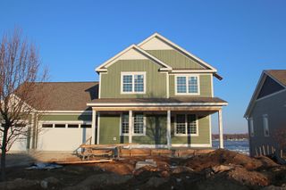 40609 N North Newport Drive, Antioch, IL 60002