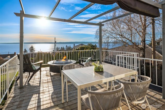 12230 Marine View Drive SW, Burien, WA 98146