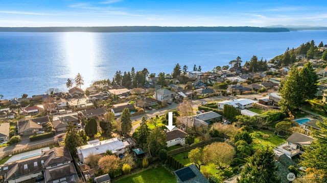 12230 Marine View Drive SW, Burien, WA 98146