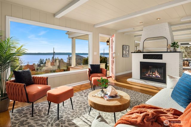 12230 Marine View Drive SW, Burien, WA 98146