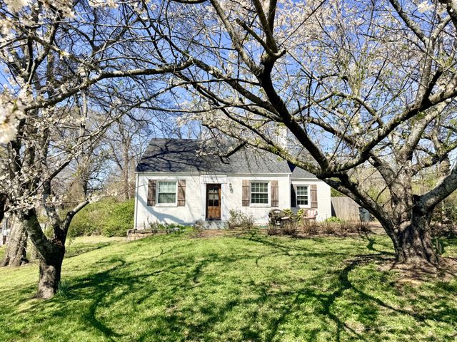 1918 Wildwood Ave, Nashville, TN 37212