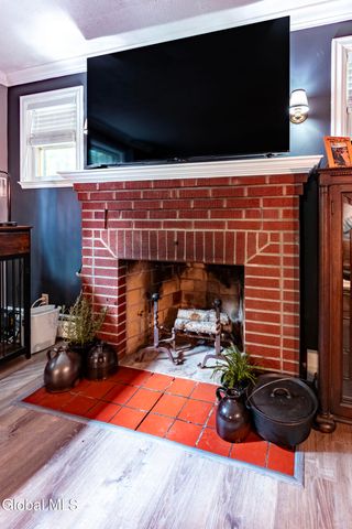 1509 Sunset Road, Schodack, NY 12033