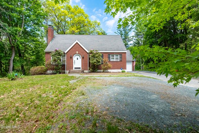 1509 Sunset Road, Schodack, NY 12033