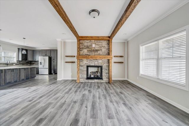 284 Windsor Castle DR, Moneta, VA 24121