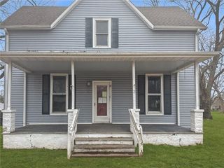 211 S 6th Street, Deepwater, MO 64740