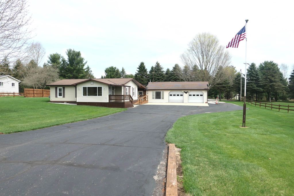 6264 Wildwood Drive, Seville Twp, MI 48832