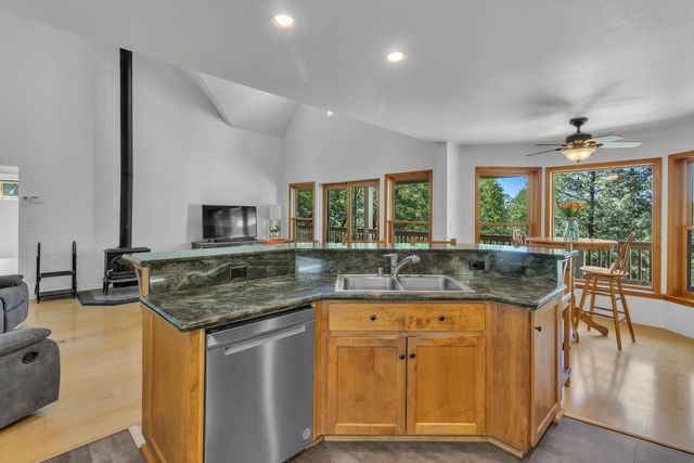 4080 Timber Ln, Placerville, CA 95667
