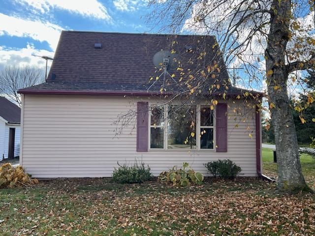 497 W COUNTY ROAD E, Green Valley, WI 54127