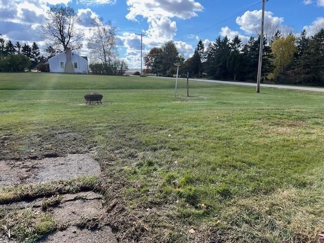 497 W COUNTY ROAD E, Green Valley, WI 54127