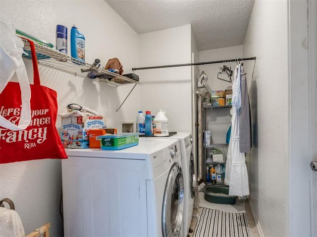 604 Meadowlake Drive, Noble, OK 73068