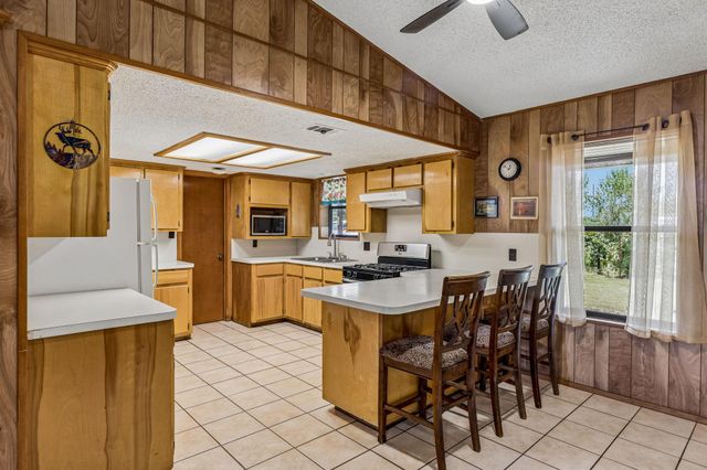 7327 County Road 120, Marble Falls, TX 78654
