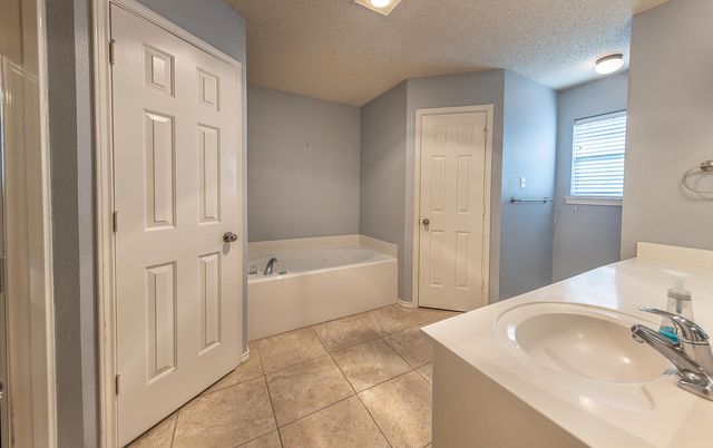 5524 101st Street, Lubbock, TX 79424