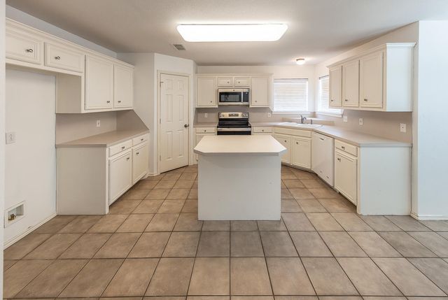 5524 101st Street, Lubbock, TX 79424