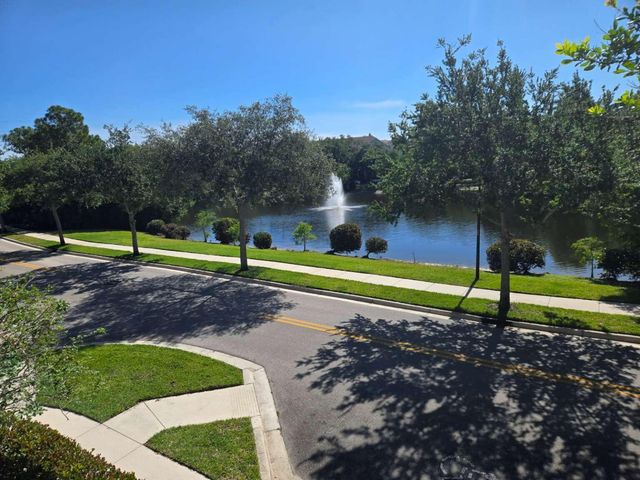 356 W Thatch Palm Circle 106, Jupiter, FL 33458