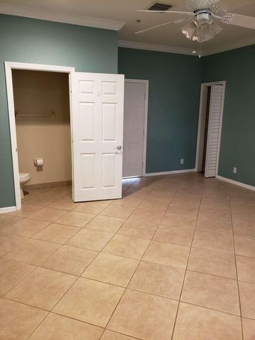 356 W Thatch Palm Circle 106, Jupiter, FL 33458