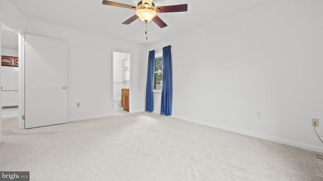 309 KINGSWOOD TER, Hagerstown, MD 21742
