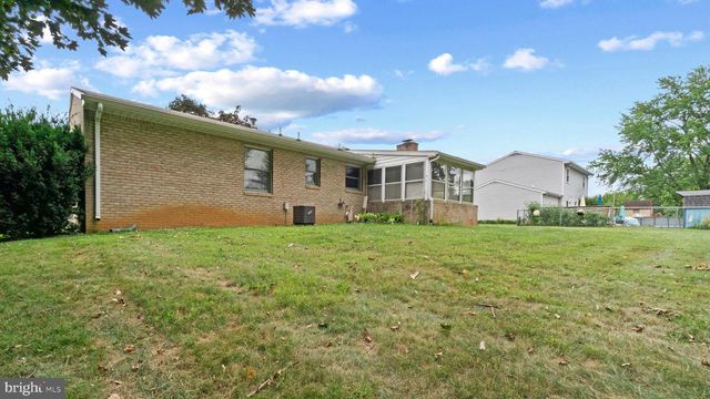 309 KINGSWOOD TER, Hagerstown, MD 21742
