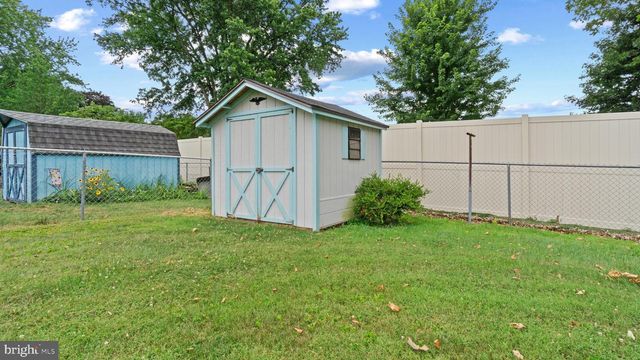 309 KINGSWOOD TER, Hagerstown, MD 21742