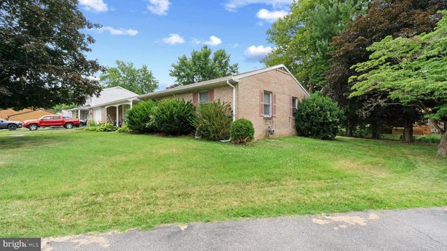 309 KINGSWOOD TER, Hagerstown, MD 21742