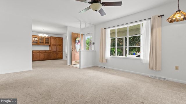 309 KINGSWOOD TER, Hagerstown, MD 21742