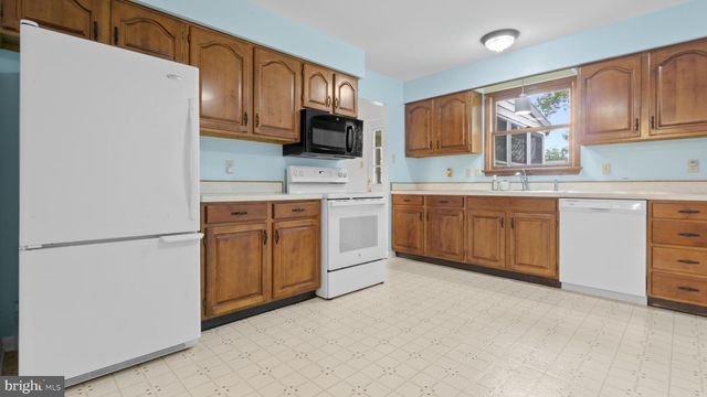 309 KINGSWOOD TER, Hagerstown, MD 21742