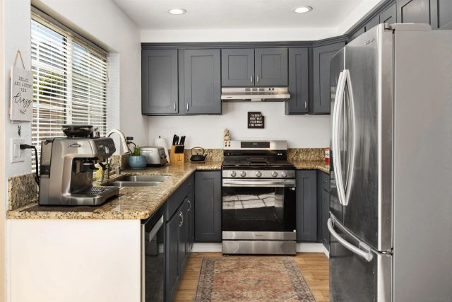 8963 Capcano Rd, San Diego, CA 92126