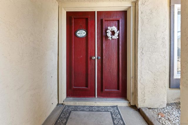 8963 Capcano Rd, San Diego, CA 92126