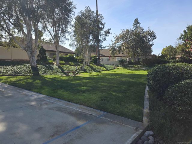 8963 Capcano Rd, San Diego, CA 92126